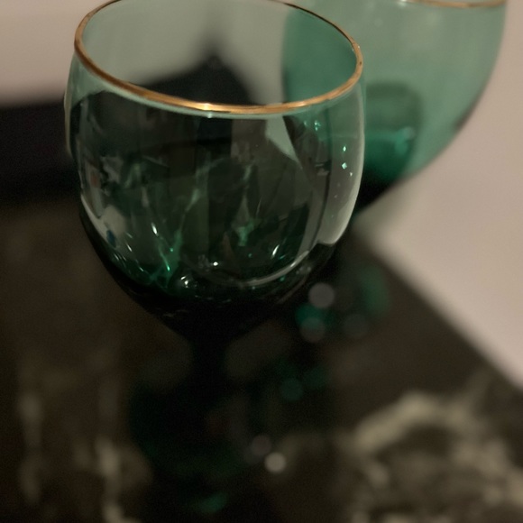 2 glasses emerald green, with gold rim, - Picture 5 of 7